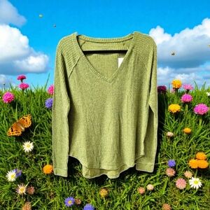 American Eagle Women's super soft waffle knit stretchy longSleeve Top (OVERSIZED